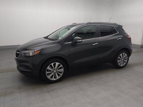 Used 2018 Buick Encore Preferred FWD image 2