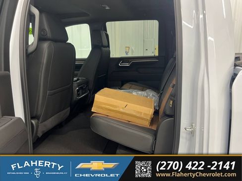 New 2026 Chevrolet Silverado 2500 High Country w/ High Country Premium Package AWD/4WD image 11