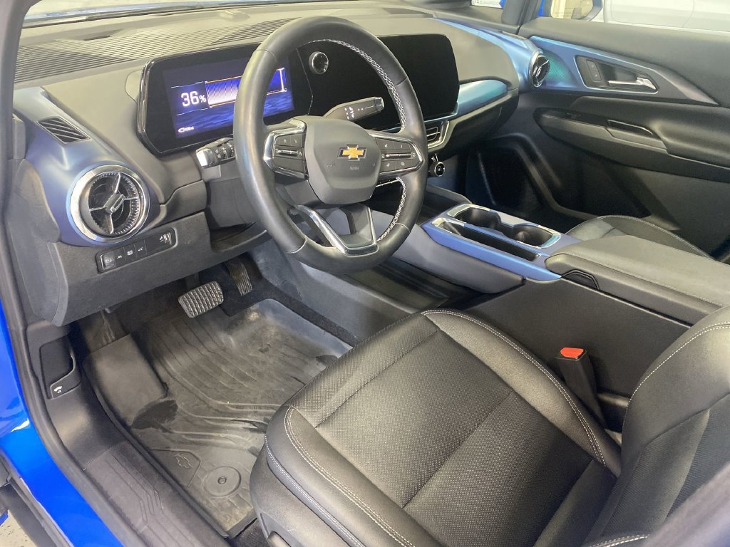 Certified 2024 Chevrolet Equinox EV LT AWD/4WD image 13
