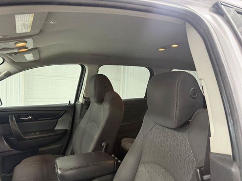 Used 2016 GMC Acadia SLE AWD/4WD image 8