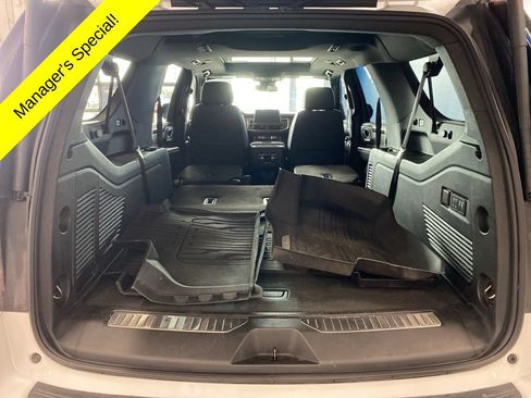Used 2024 GMC Yukon XL AT4 AWD/4WD image 21