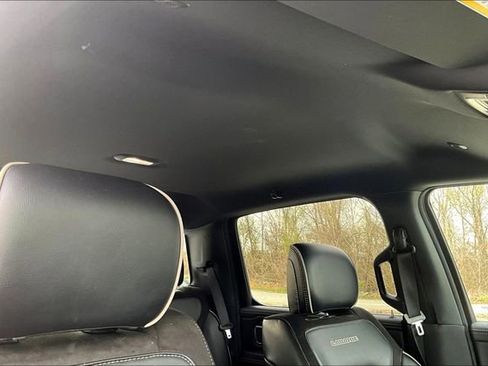 Used 2024 RAM 1500 Laramie AWD/4WD image 22