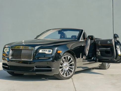 Used 2018 Rolls-Royce Dawn image 6