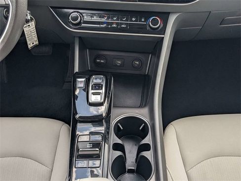 Used 2023 Hyundai Sonata SE image 18