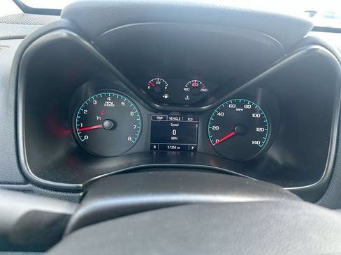 Used 2022 Chevrolet Colorado LT w/ Safety Package AWD/4WD image 11