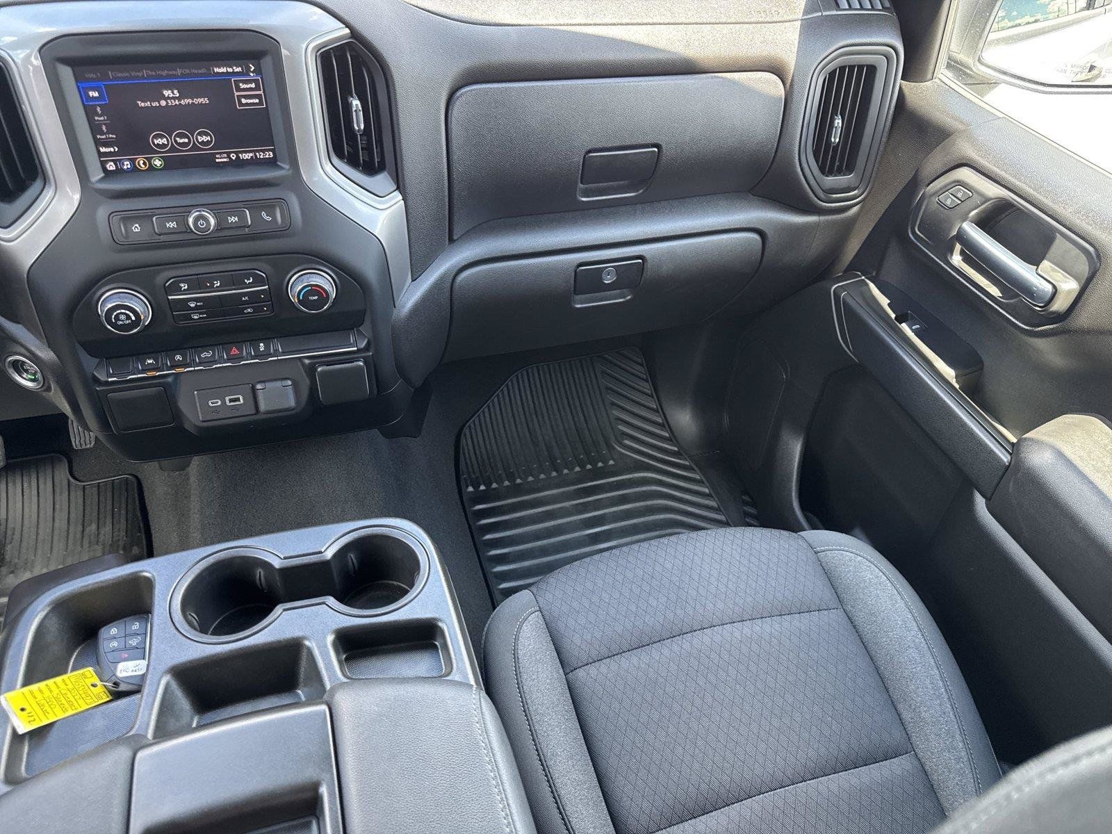Used 2022 Chevrolet Silverado 1500 Custom w/ LPO, Dark Essentials Package AWD/4WD image 16
