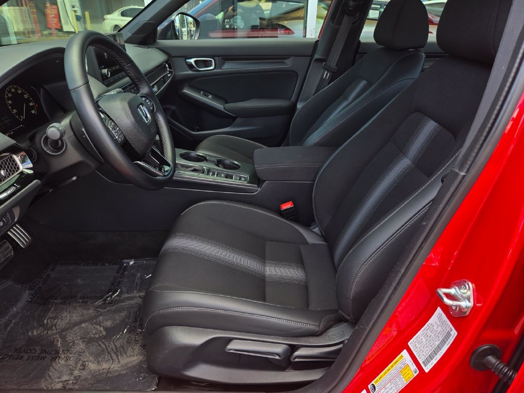 Used 2025 Honda Civic Sport image 17