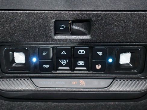 New 2025 Ford F150 XLT w/ Equipment Group 303A High image 28