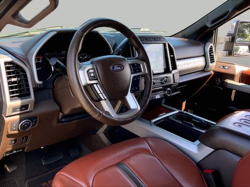 Used 2022 Ford F250 King Ranch w/ King Ranch Ultimate Package AWD/4WD image 17