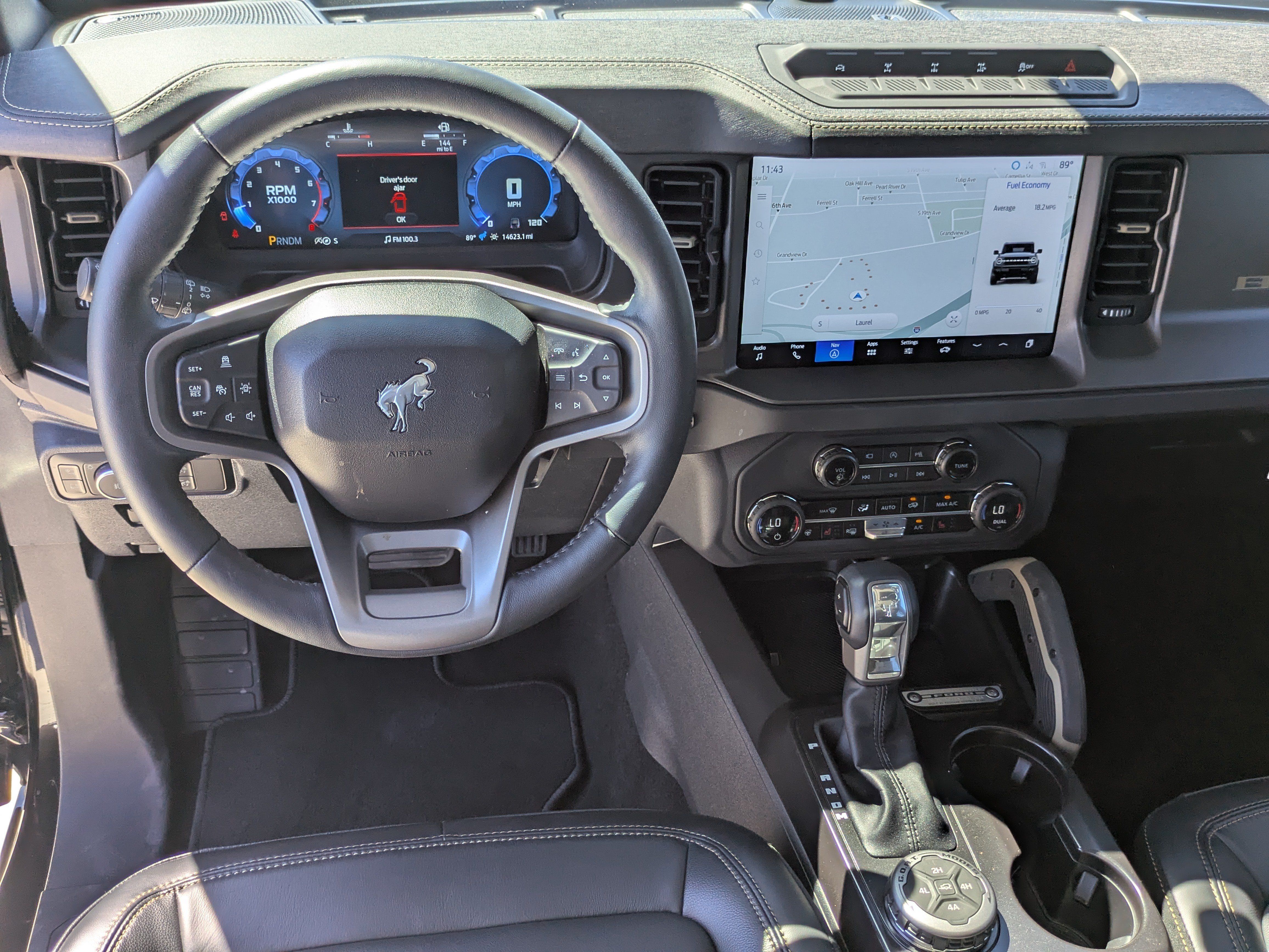 Used 2025 Ford Bronco Badlands AWD/4WD image 15