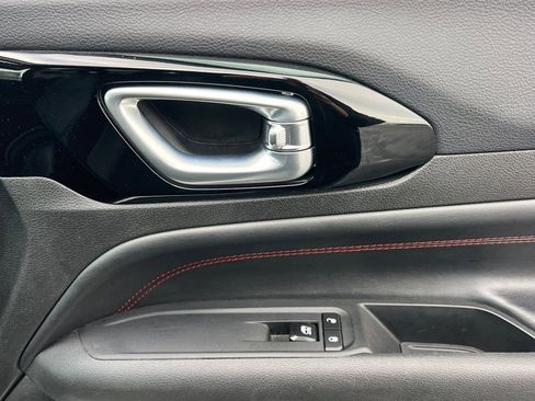 Used 2024 Jeep Compass Trailhawk image 21