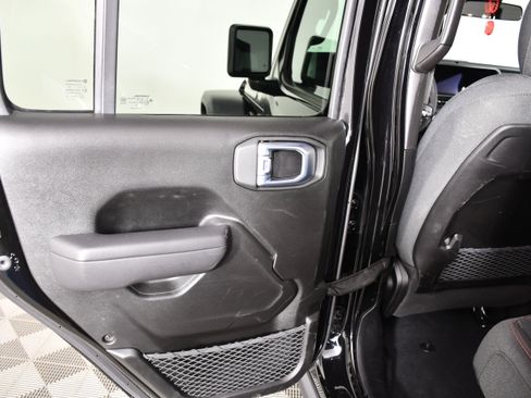 Used 2026 Jeep Gladiator Rubicon AWD/4WD image 46