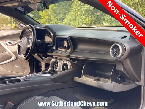 Used 2022 Chevrolet Camaro LT w/ RS Package image 21