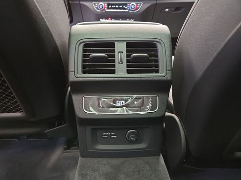 Certified 2025 Audi Q5 2.0T Premium Plus w/ Premium Plus Package image 16