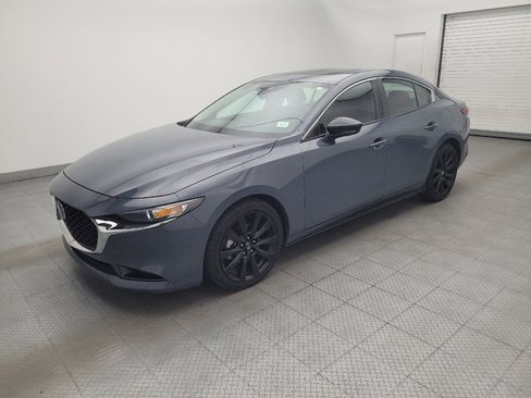 Used 2022 MAZDA MAZDA3 s FWD image 2