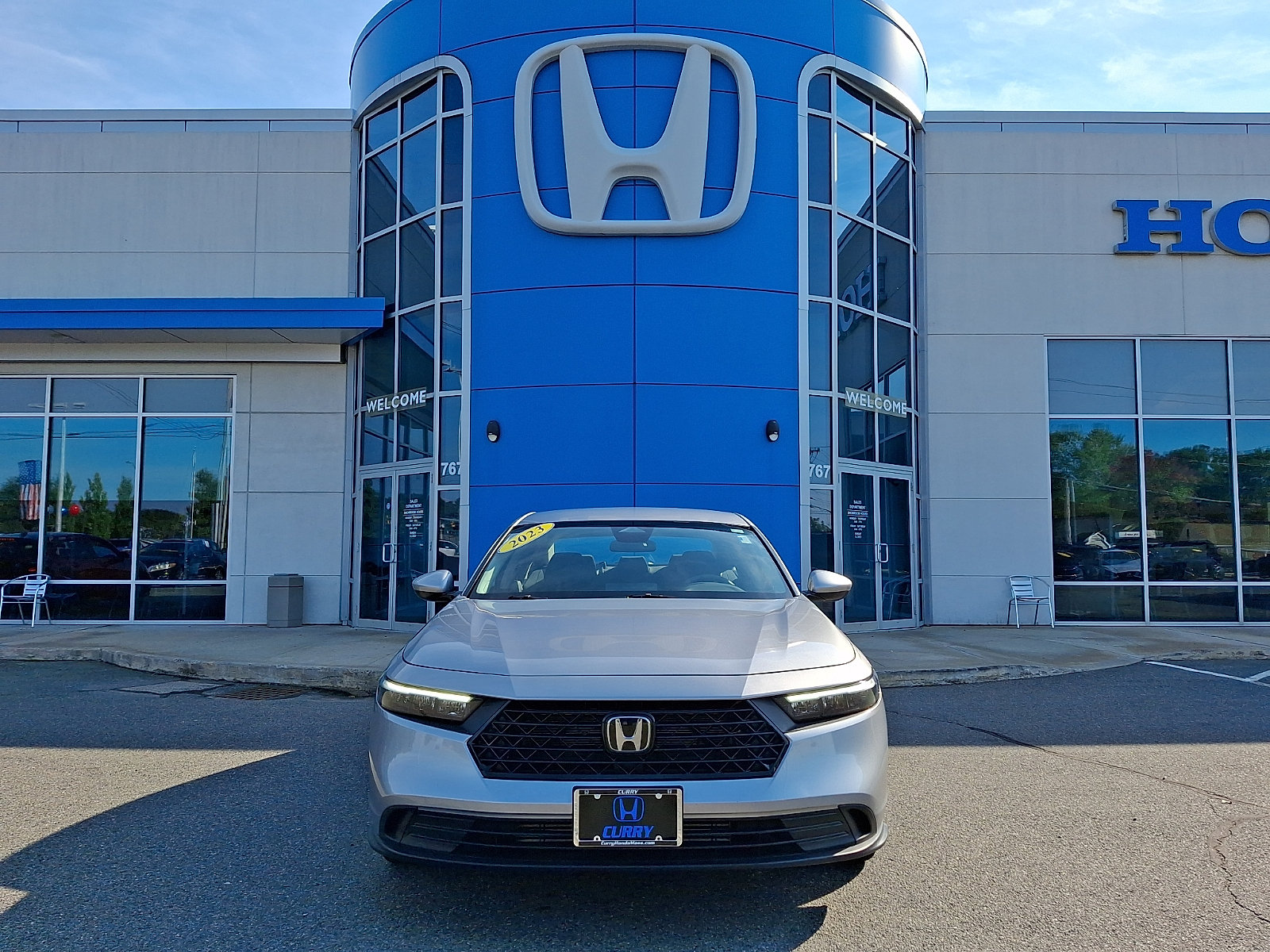 Used 2023 Honda Accord LX image 2