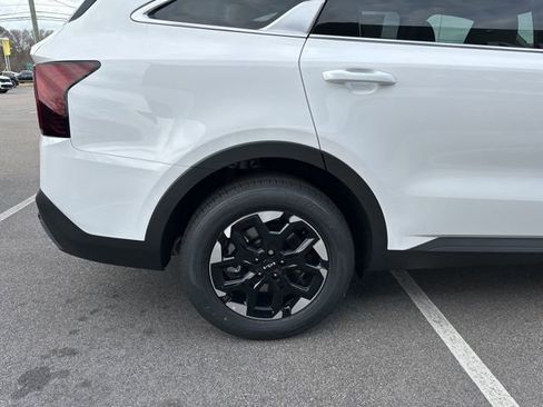 New 2026 Kia Sorento S image 21