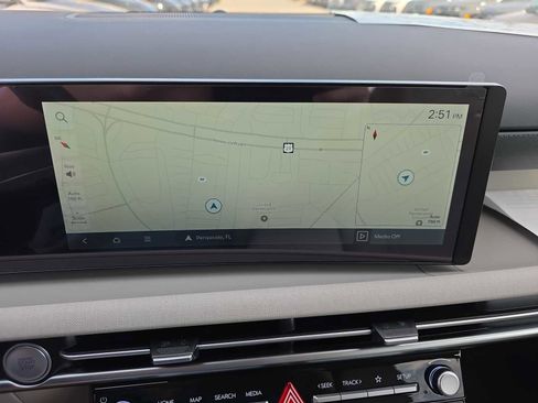 New 2026 Hyundai Tucson SEL image 18