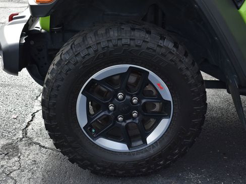 Used 2021 Jeep Wrangler Unlimited Rubicon w/ Dual Top Group image 10