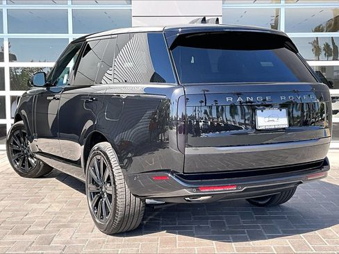 New 2026 Land Rover Range Rover SE AWD/4WD image 3
