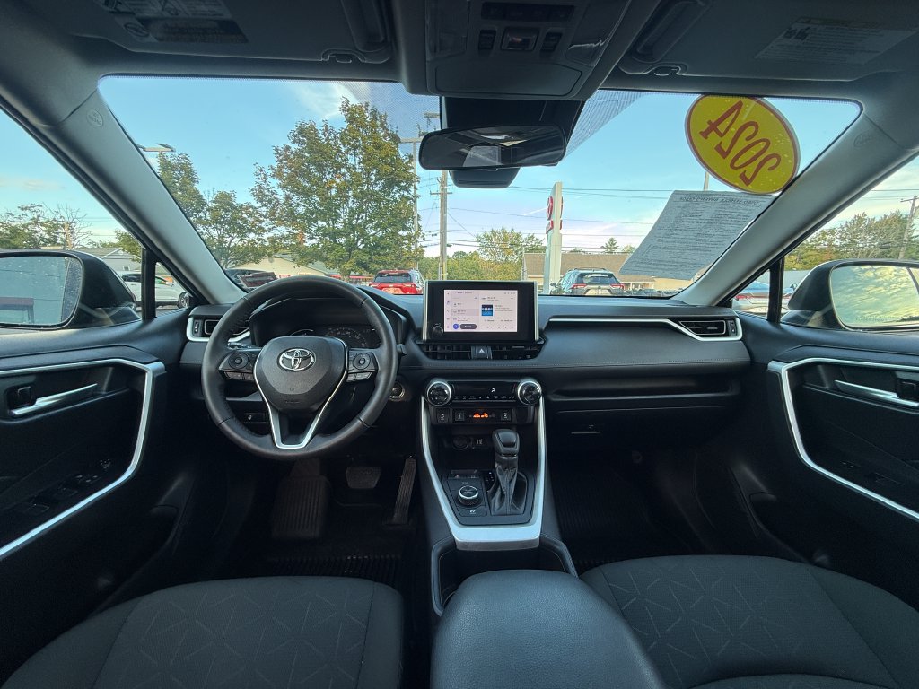 Certified 2024 Toyota RAV4 XLE w/ Convenience Package AWD/4WD image 11