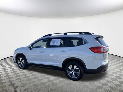 Used 2024 Subaru Ascent Premium w/ Convenience Package image 5