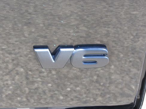 Certified 2023 Toyota Tacoma TRD Sport AWD/4WD image 11