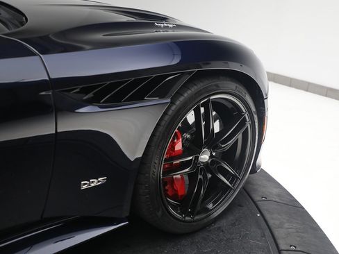 Used 2019 Aston Martin DBS Superleggera RWD image 34
