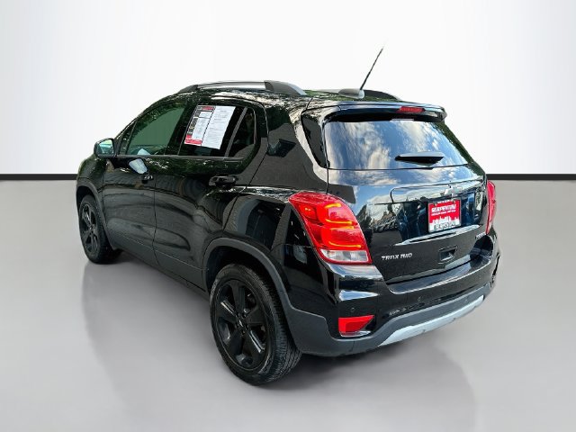 Used 2019 Chevrolet Trax Premier w/ Midnight Edition AWD/4WD image 7