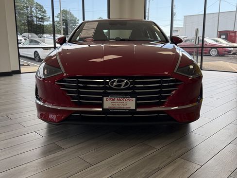 Used 2022 Hyundai Sonata SE FWD image 2
