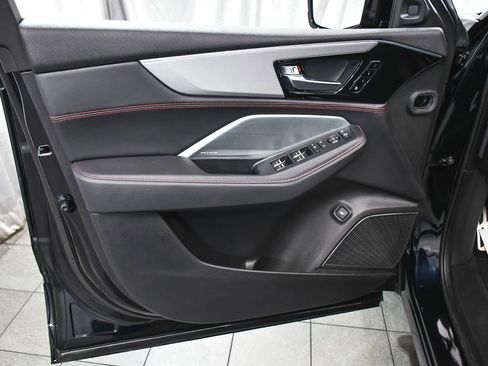 Used 2025 Acura MDX A-Spec AWD/4WD image 9