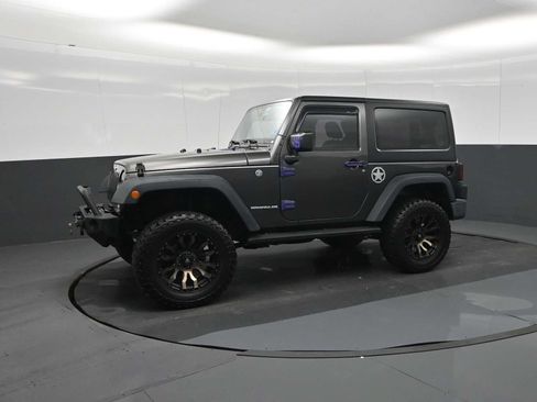 Used 2017 Jeep Wrangler Sport w/ Quick Order Package 24S AWD/4WD image 4