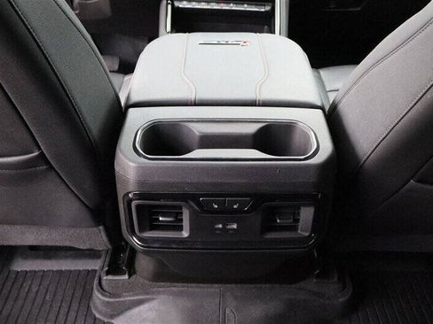 Used 2025 GMC Sierra 3500 AT4 w/ AT4 Premium Plus Package AWD/4WD image 29