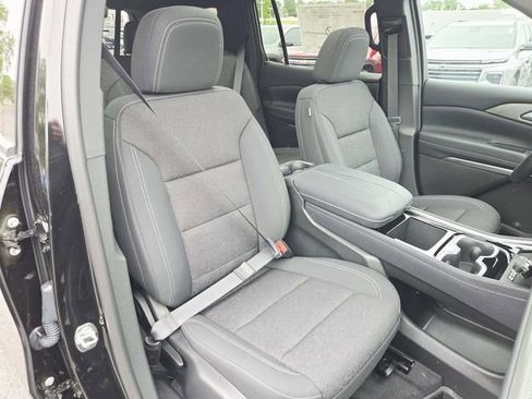 New 2026 Chevrolet Traverse LT w/ Sun and Wheel Package AWD/4WD image 15