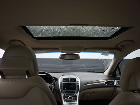 Used 2017 Lincoln MKZ Reserve w/ Climate Package image 13