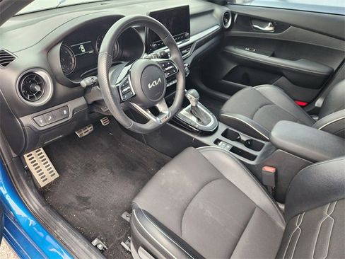 Used 2022 Kia Forte GT-Line w/ GT-Line Technology Package image 8