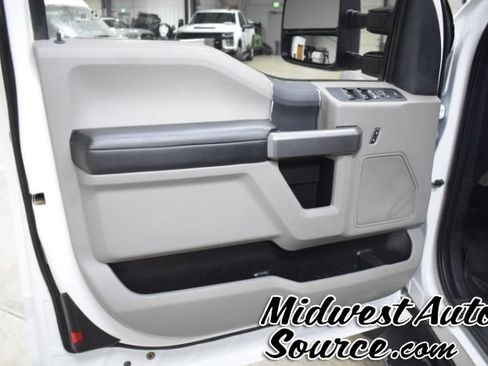 Used 2022 Ford F250 XLT w/ XLT Value Package AWD/4WD image 9