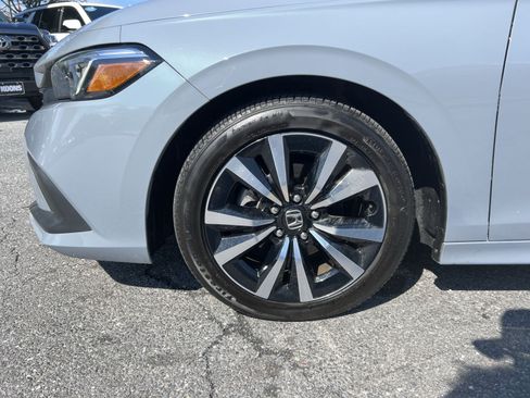Used 2023 Honda Civic EX image 12
