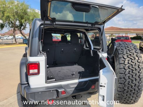 Used 2019 Jeep Wrangler Unlimited Rubicon image 30