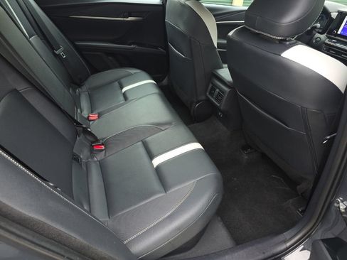Used 2025 Toyota Camry SE FWD image 17