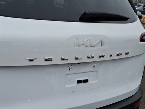 Used 2022 Kia Telluride S image 31