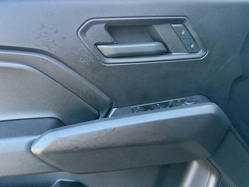 Used 2024 Chevrolet Colorado Trail Boss w/ Technology Package image 10