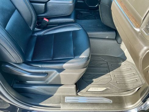 Used 2022 GMC Sierra 1500 Elevation w/ LPO, Elevation Black Package image 22