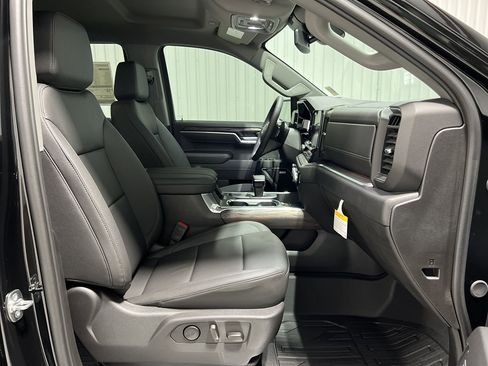 New 2026 GMC Sierra 1500 SLT image 27