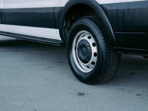 Used 2020 Ford Transit 150 Base image 7