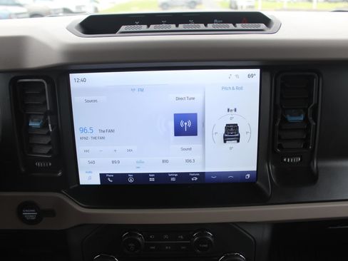 Used 2023 Ford Bronco Wildtrak AWD/4WD image 35