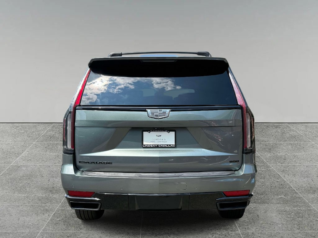 Used 2024 Cadillac Escalade ESV Sport Platinum w/ LPO, ONYX Package AWD/4WD image 11