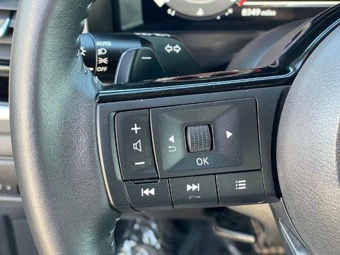 Certified 2024 Nissan Rogue SL w/ SL Premium Package image 15