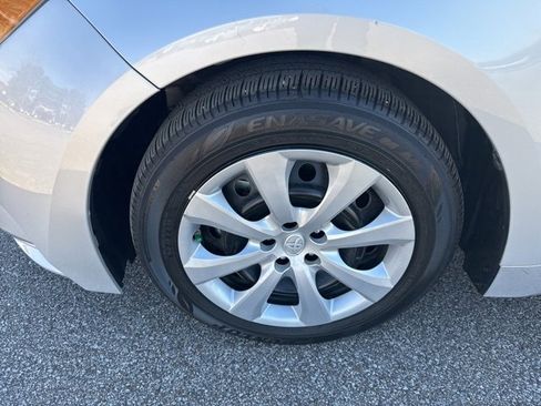 Used 2023 Toyota Corolla LE image 30