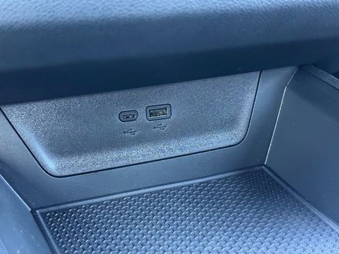 New 2026 Chevrolet Equinox LT w/ Safety and Technology Package AWD/4WD image 15